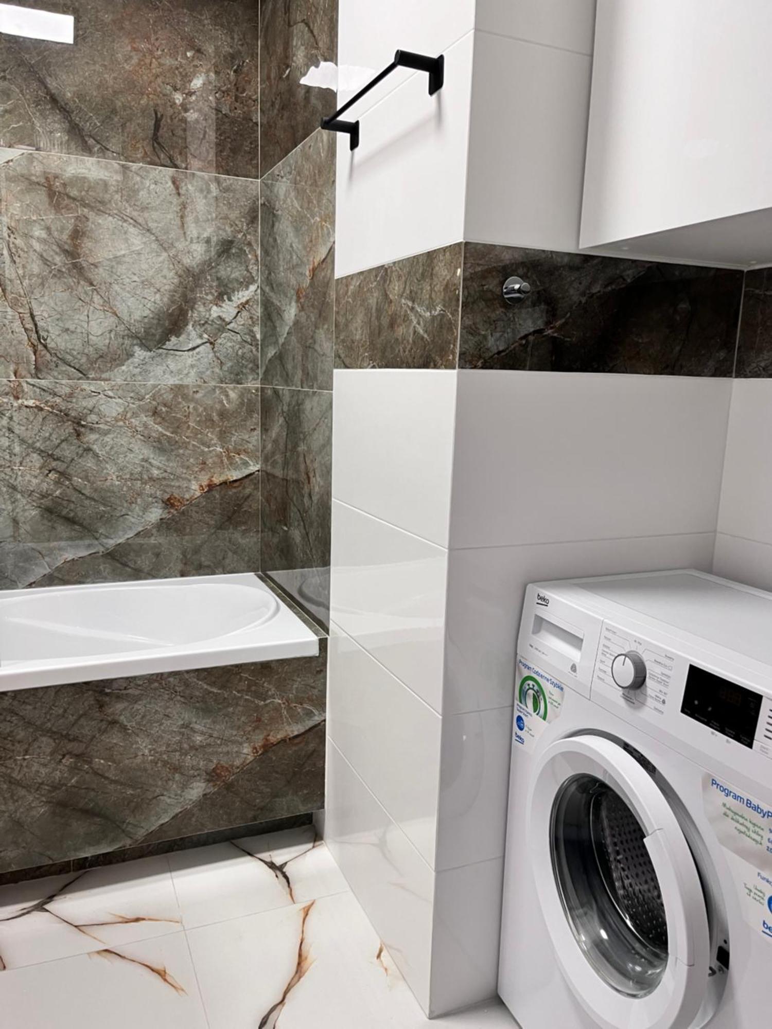 Ohmyhome-ogrod Saski Apartament *